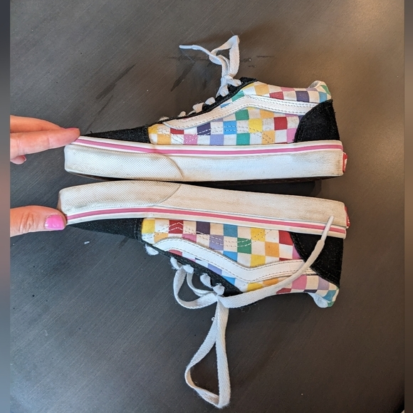 Vans rainbow old skool checkerboard kids sneakers - Picture 4 of 6